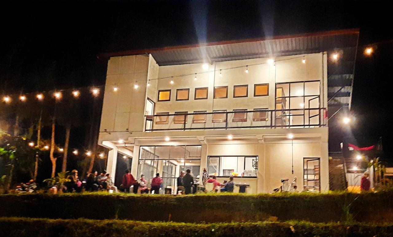 Bromo Dormitory & Cabin Εξωτερικό φωτογραφία